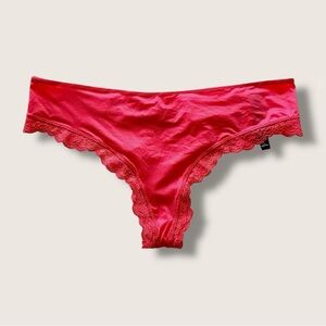 Victoria’s Secret Thong Panty Medium